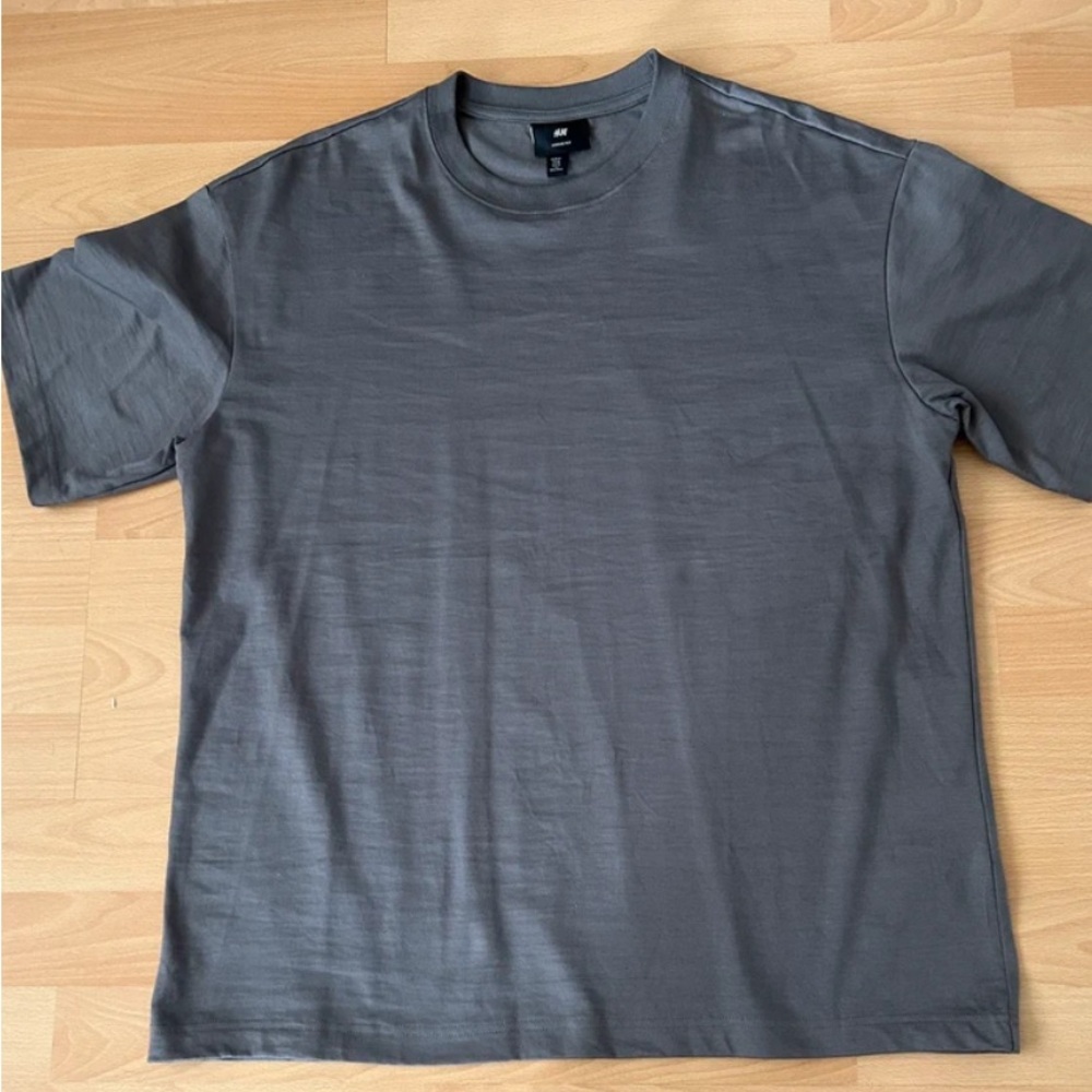 H&M Men's Crew Neck T-Shirt - Dark Gray